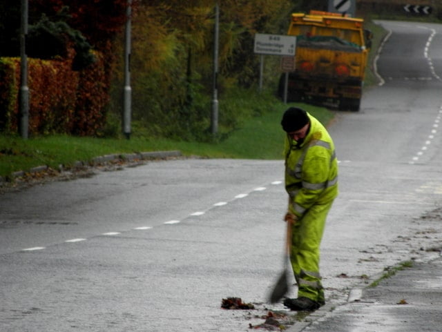 what-is-road-maintenance-4-types-precautions-factors-affecting