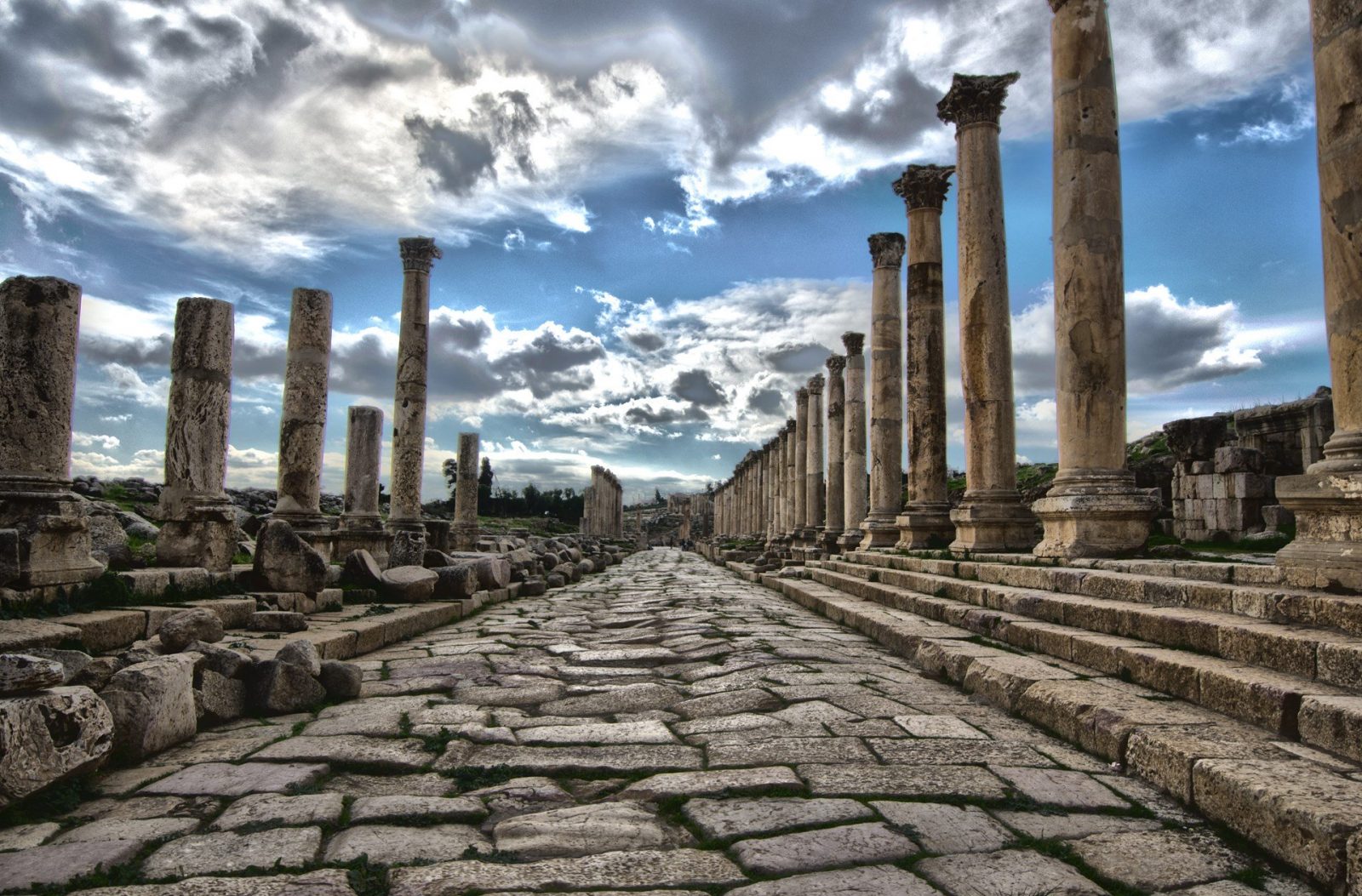 history-of-road-development-roman-road-tresaguet-construction