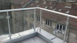 parapet wall