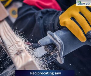 Reciprocating saw