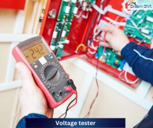 Voltage tester
